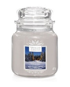 Yankee Candle Świeca zapachowa Średni słoik Candlelit Cabin 411g